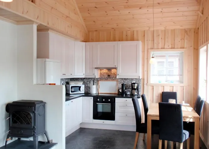Tyttebaerhytta By Interhome Dom wakacyjny Onarheim (Tysnes)